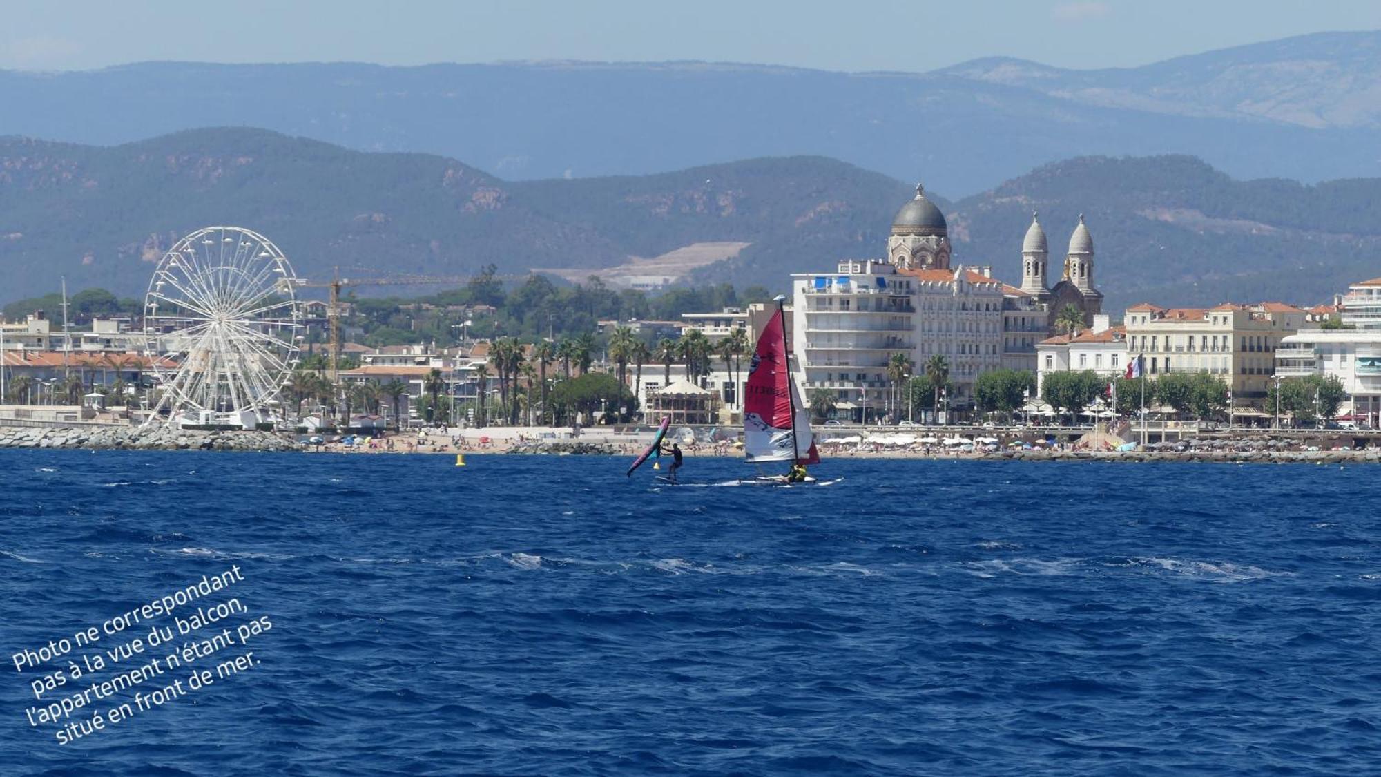 Saint Raphael, T2, Piscine, Proche Centre Ville ภายนอก รูปภาพ